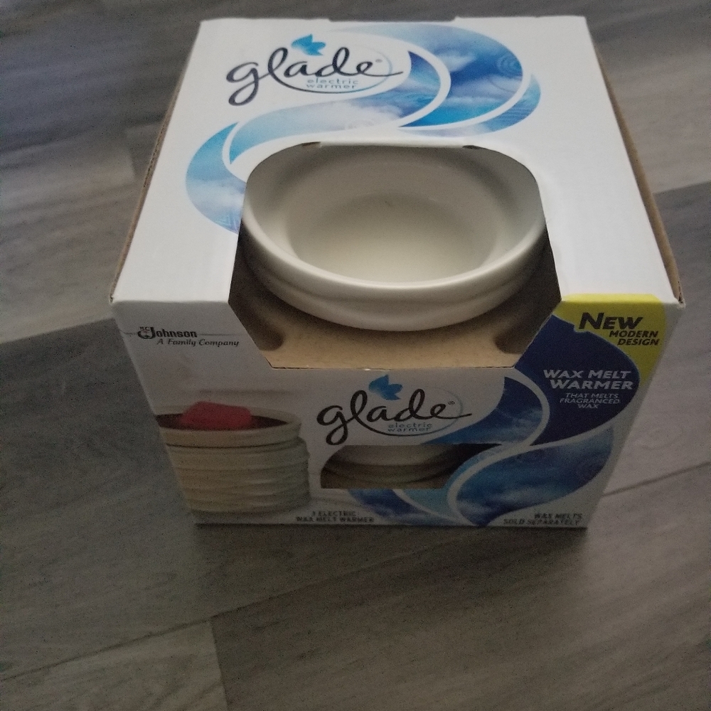 Wax warmer